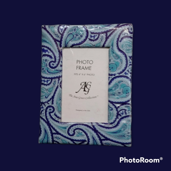 Home Decor Picture Frame - Picture 1 of 1